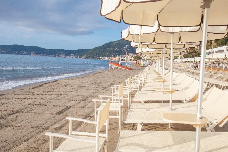 Diana Grand Hotel Alassio Exterior photo